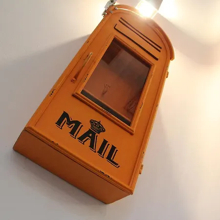 Oasis Backpackers' Hostel *