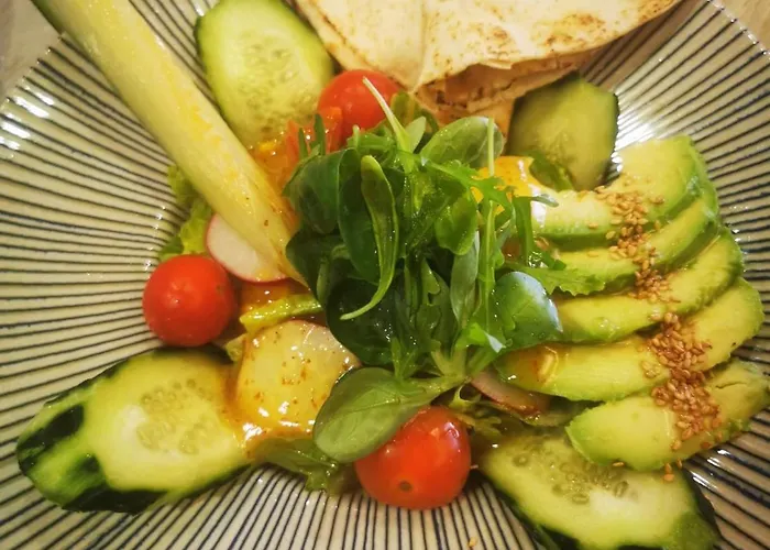 Oasis Backpackers' * Toledo