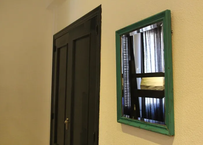 Oasis Backpackers' Albergue