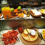 オアシス バックパッカーズ トレド