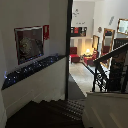 Oasis Backpackers' Toledo