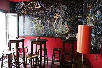 Oasis Backpackers' * Toledo