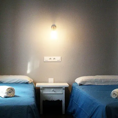 Oasis Backpackers'