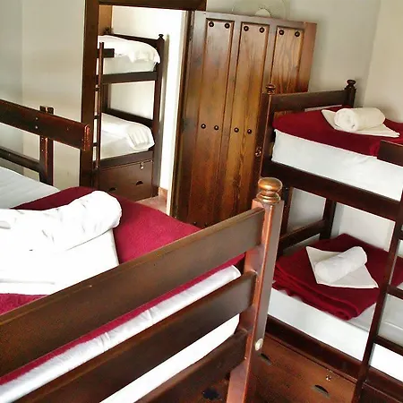 Oasis Backpackers' * Toledo