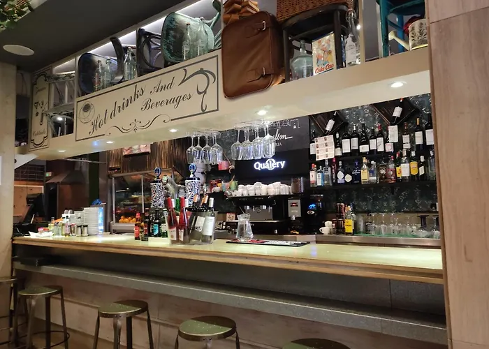 Oasis Backpackers' Hostel