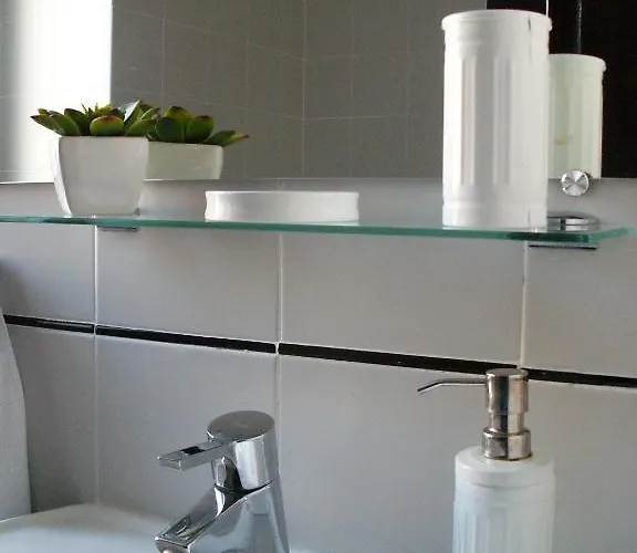 オアシス バックパッカーズ ホステル トレド