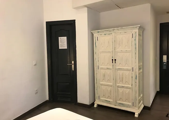 オアシス バックパッカーズ *