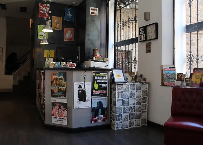 Hostel Oasis Backpackers' Toledo