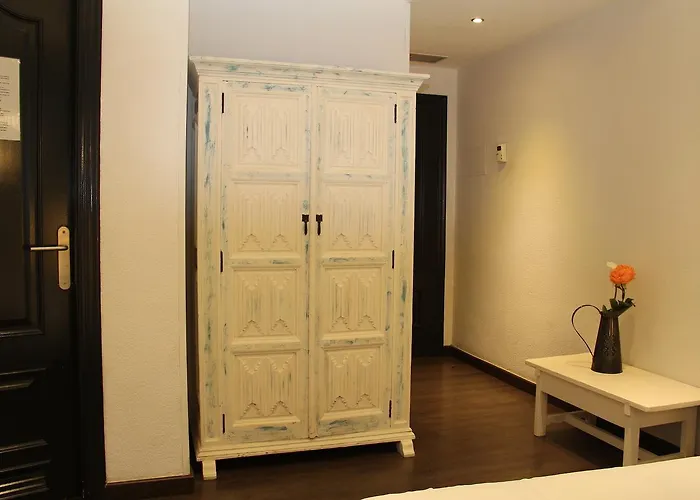 オアシス バックパッカーズ *