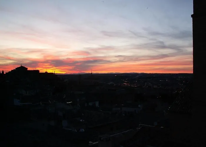 Oasis Backpackers' * Toledo