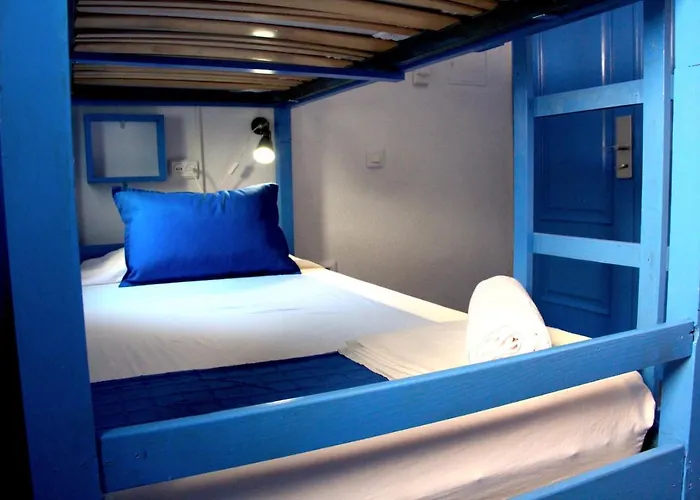 オアシス バックパッカーズ *